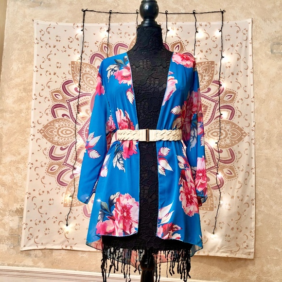 Other - HOST PICK 🎀 Floral Kimono Chiffon Cardigan NWOT